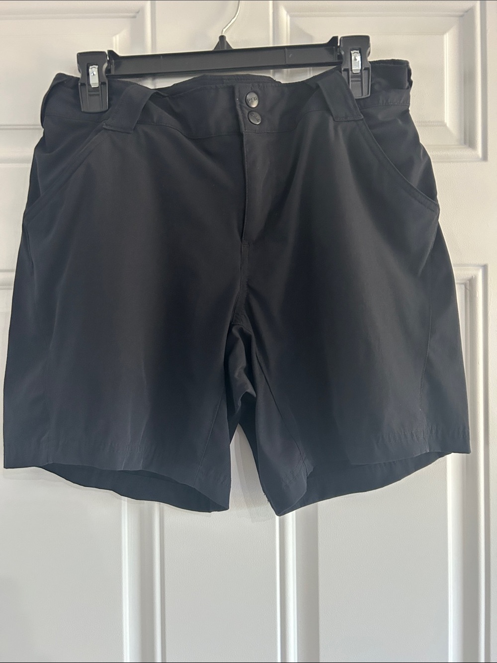 Columbia Women's Black Flat-Front Outdoor Shorts